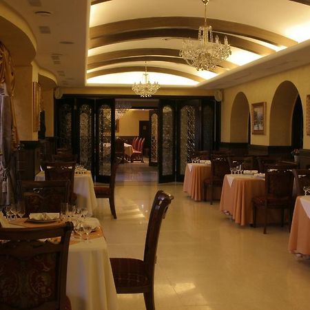 Merey Hotel Karaganda Exterior photo