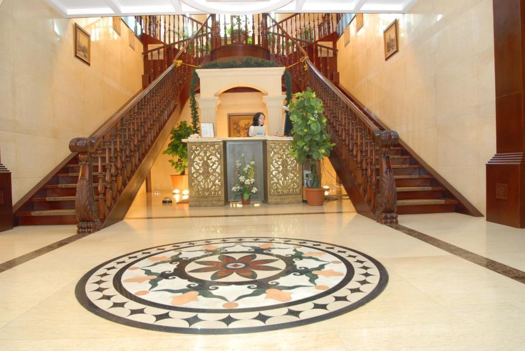 Merey Hotel Karaganda Exterior photo